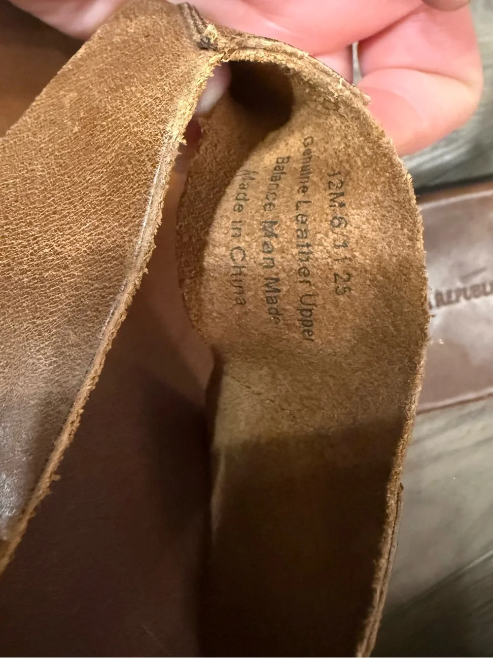 Banana Republic Men's Tan Brown Leather Thong Sandals